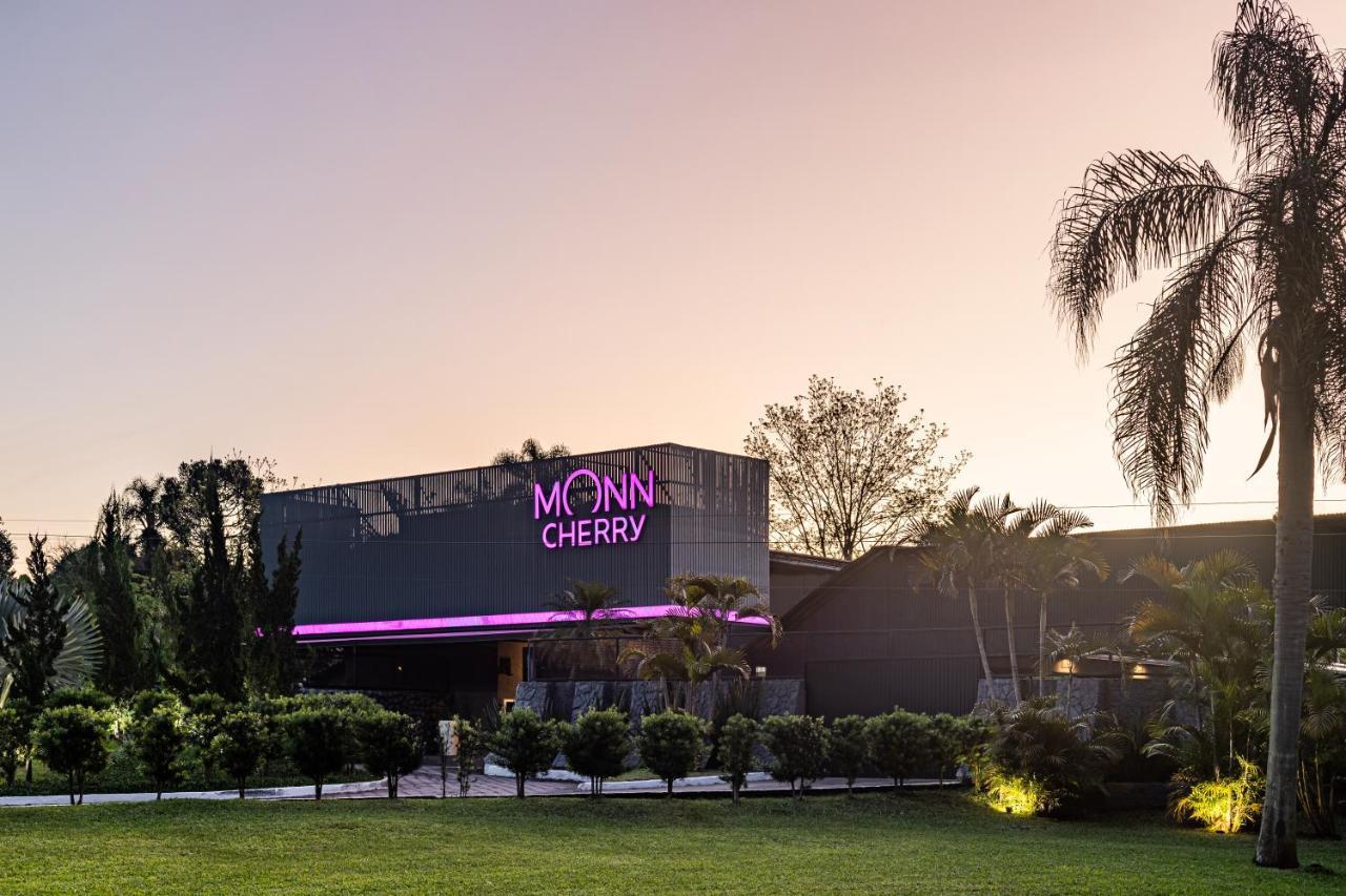 Monn Cherry Motel Лажеадо Екстериор снимка